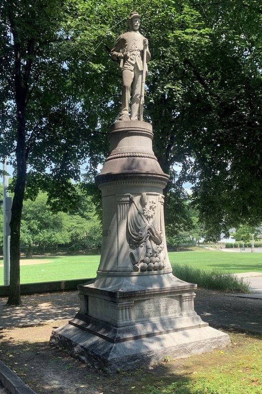 In Honor of the Men of Watertown Marker image. Click for full size.