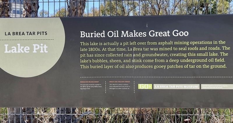 La Brea Tar Pits Marker image. Click for full size.