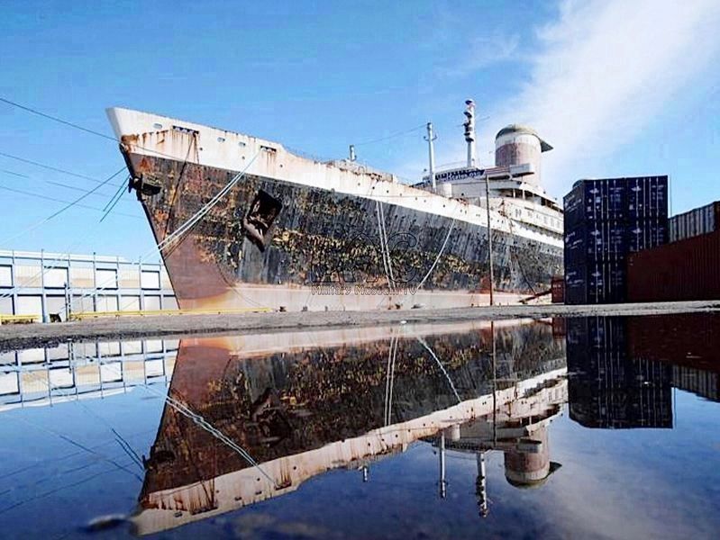 S.S. United States. Click for full size. S.S. United States image. Click for full size.