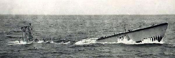 U.S.S. Menhaden (SS 377), surfacing from the depths of Lake Michigan during sea trials, June, 1945. image. Click for full size.