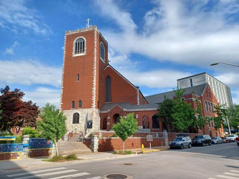 Saint Paul's Episcopal Church and Marker. Click for full size. Saint Paul's Episcopal Church and Marker image. Click for full size.