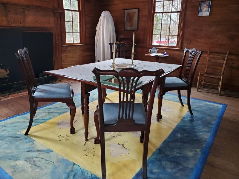 Dining room inside Hugh Torance House image. Click for full size.