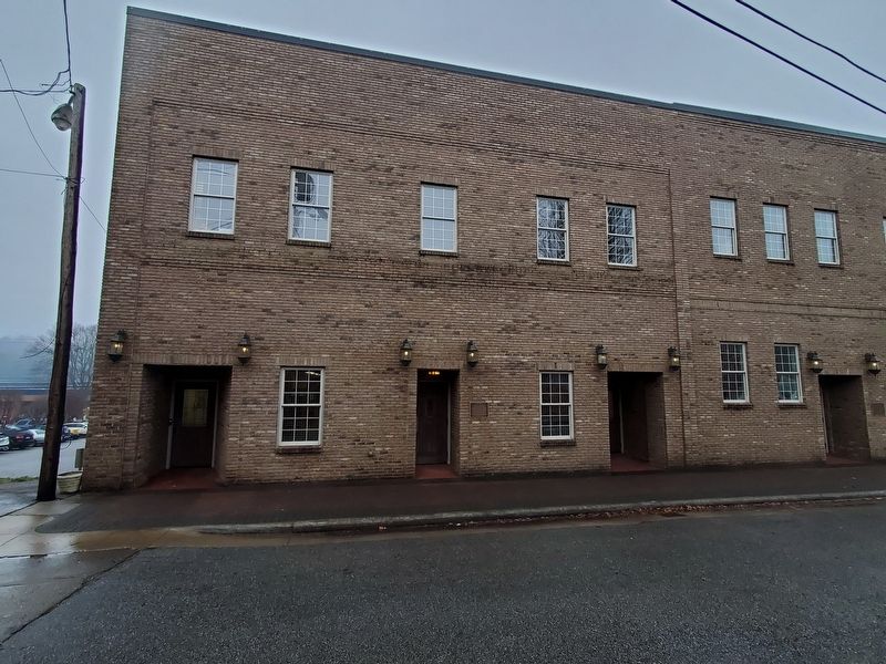Built in 1908 Marker near northeast entrance of the building image. Click for full size.