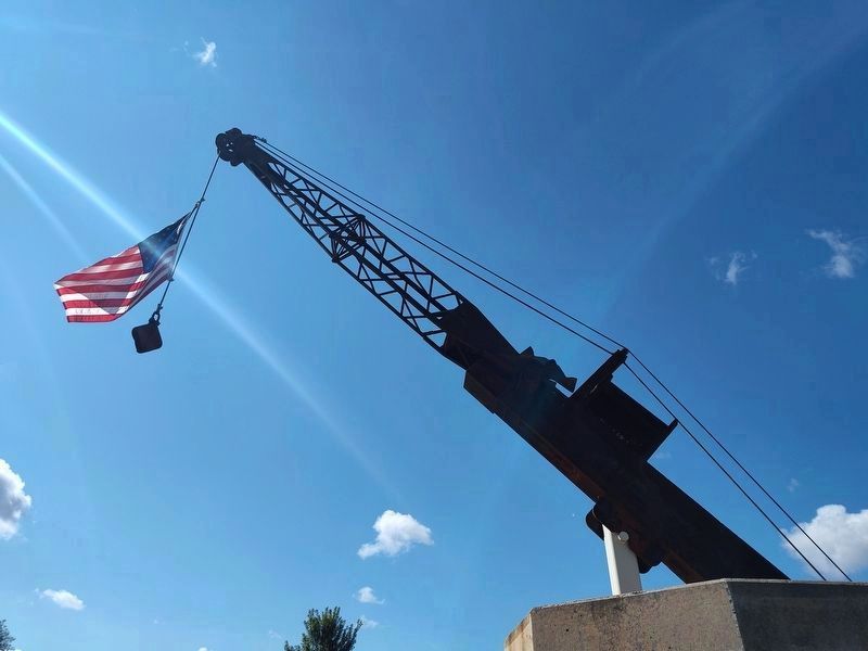 The crane in the display. Click for full size. The crane in the display image. Click for full size.