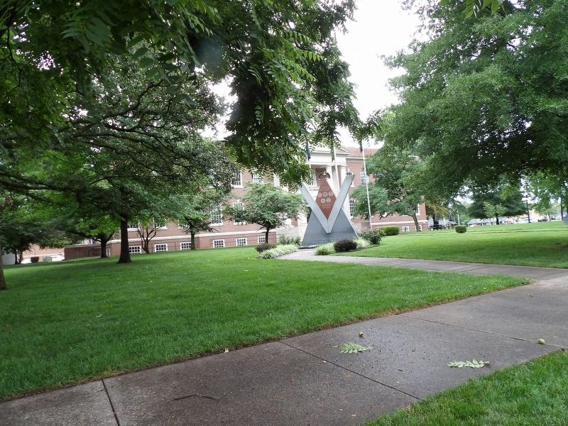 McCracken County Veterans Monument image. Click for full size.