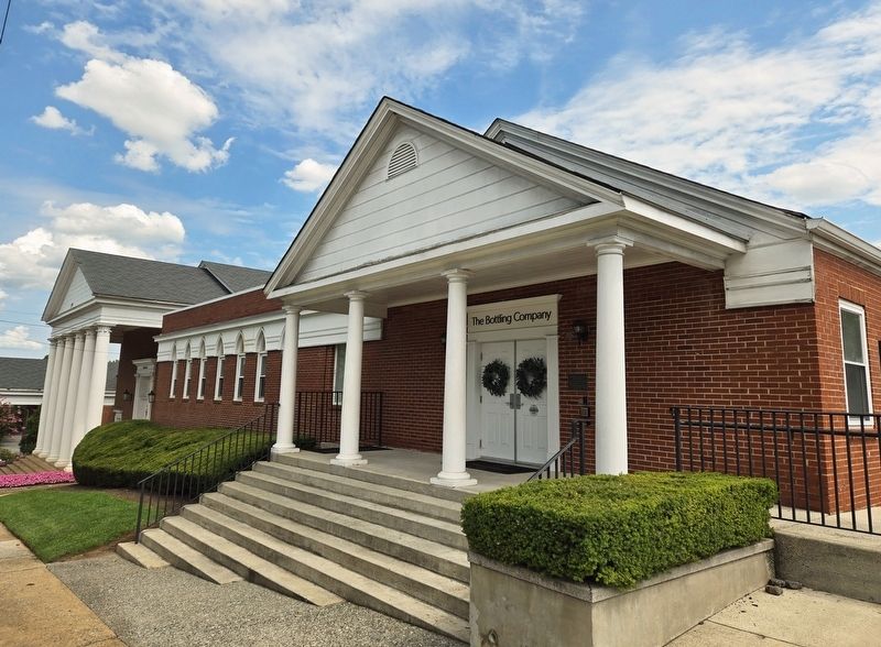 The Former Thomas Road Baptist Church. Click for full size. The Former Thomas Road Baptist Church image. Click for full size.