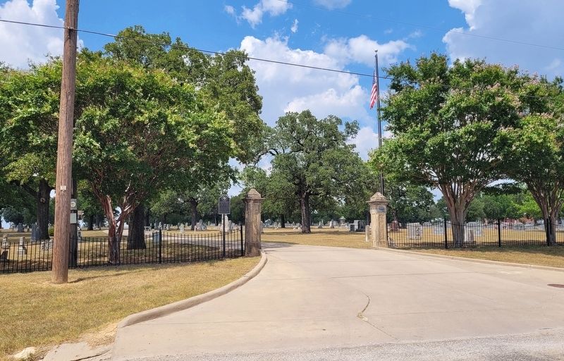 The entrance to the Oakwood Cemetery and Marker. Click for full size. The entrance to the Oakwood Cemetery and Marker image. Click for full size.
