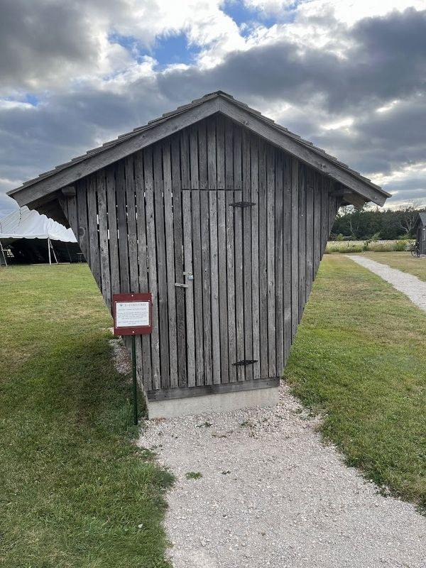 Corn Crib image. Click for full size.