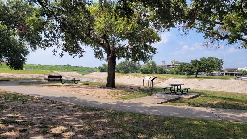 The view of the markers along Buffalo Bayou. Click for full size. The view of the markers along Buffalo Bayou image. Click for full size.