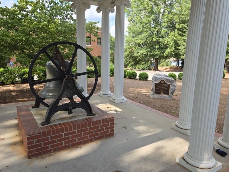 Wide view of Revolutionary War Patriots Marker near Braselton Town Bell image. Click for full size.