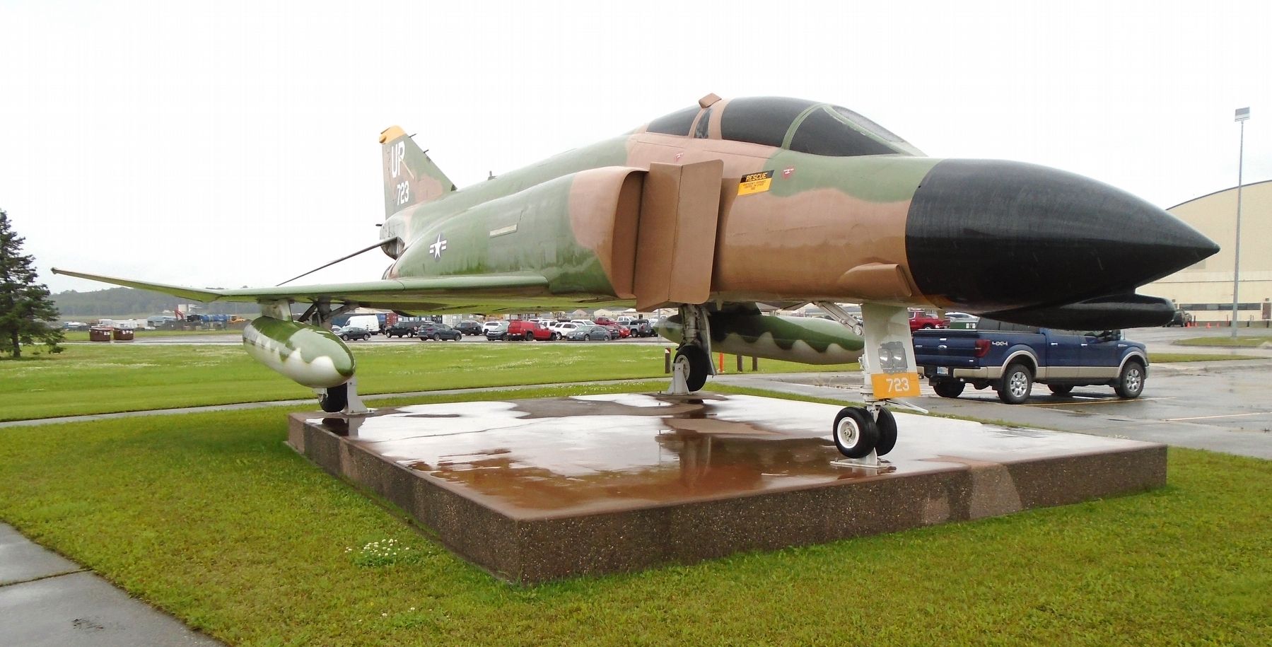 McDonnell F-4 Phantom II image. Click for full size.