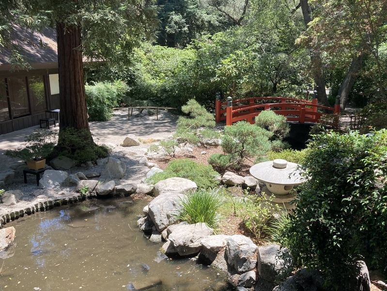 Japanese Garden image. Click for full size.