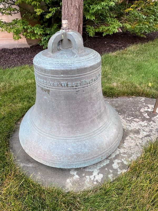 Racine First High School Bell. Click for full size. Racine First High School Bell image. Click for full size.