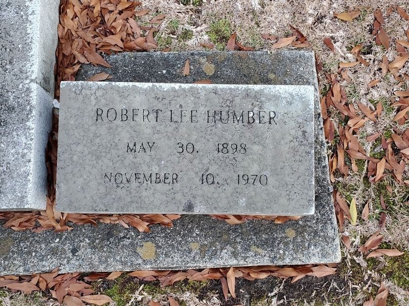 Robert Lee Humber gravesite, Cherry Hill Cemetery, Greenville, NC image. Click for full size.