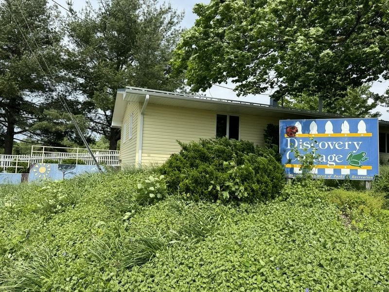 Valpo Parks Discovery Cottage image. Click for full size.