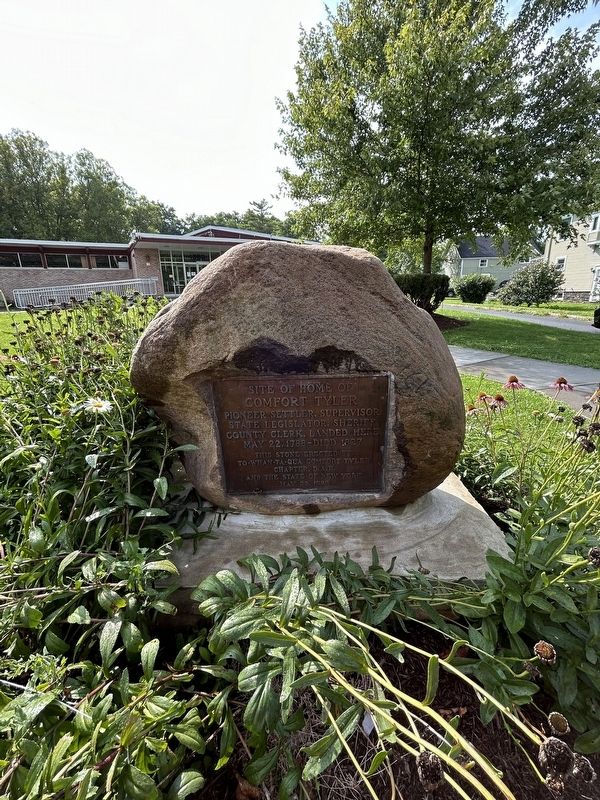 Site of Home of Comfort Tyler Marker image. Click for full size.