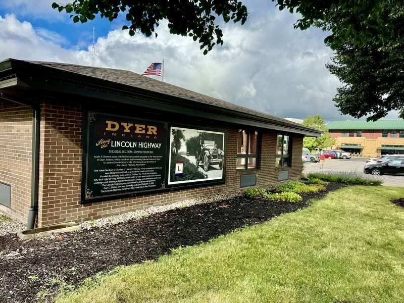 Mural on north wall of Dyer Town Hall. Click for full size. Mural on north wall of Dyer Town Hall image. Click for full size.