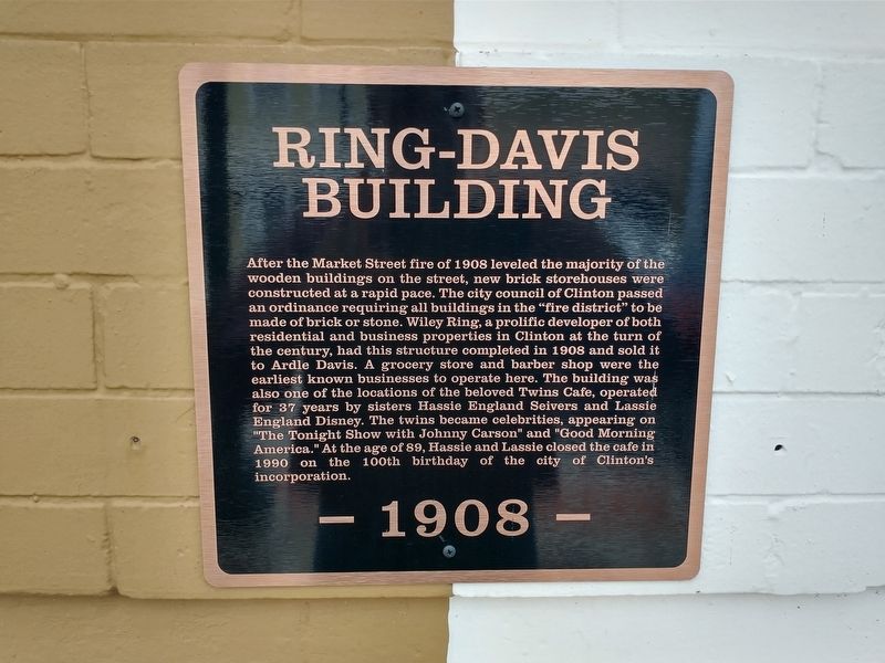 Ring-Davis Building Marker image. Click for full size.