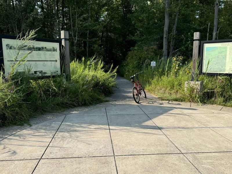 Marker located on trailhead just north of the Dune Park South Shore station image. Click for full size.