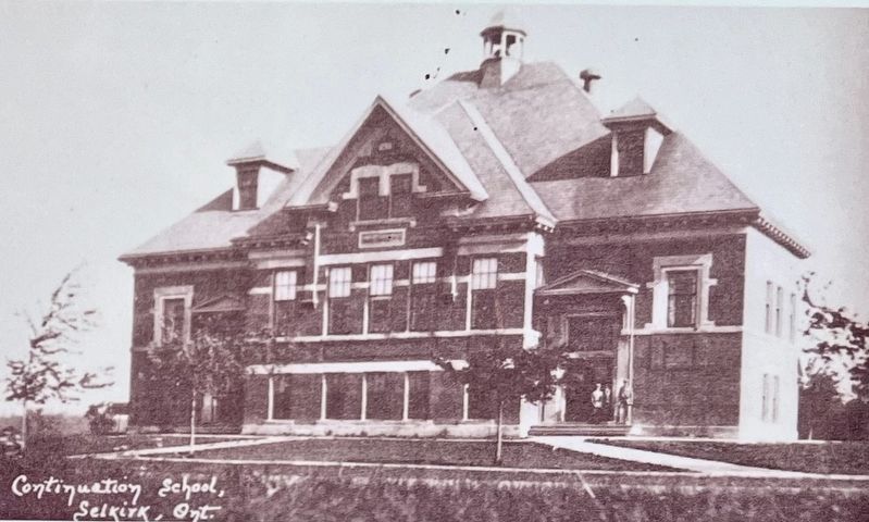Selkirk Continuation (Union) School, 1920s. Click for full size. Selkirk Continuation (Union) School, 1920s image. Click for full size.