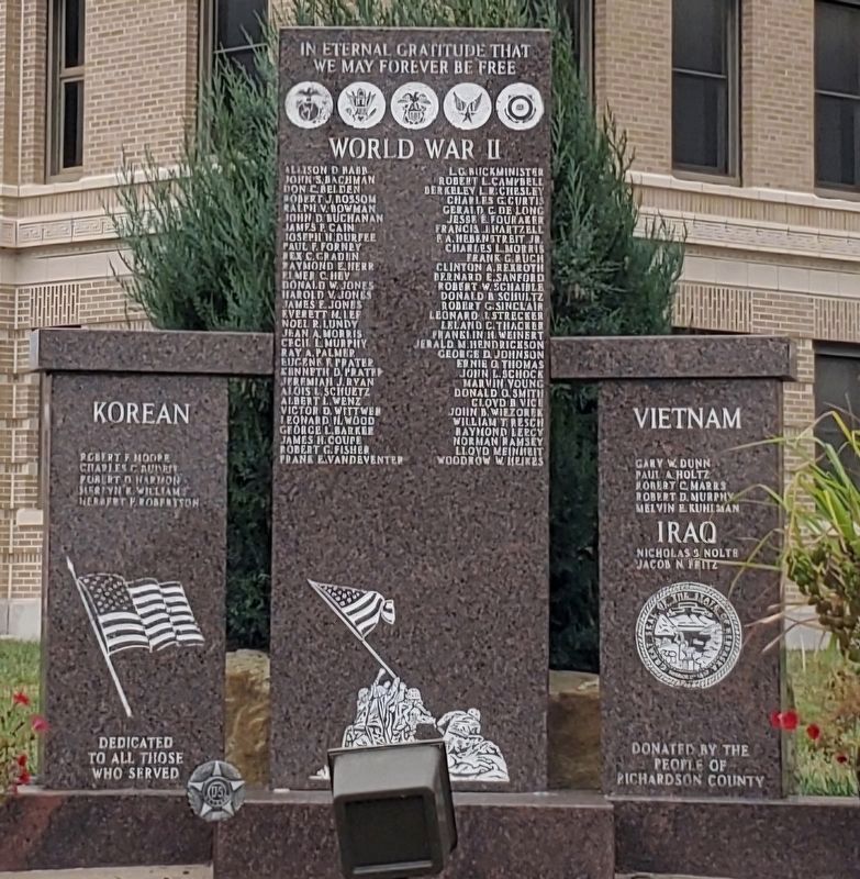 Richardson County Veterans Memorial image. Click for full size.