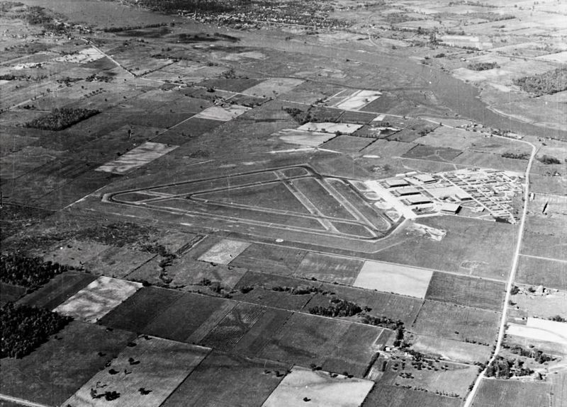 Aerial view of No. 6 Service Flying Training School, 1940s image. Click for full size.