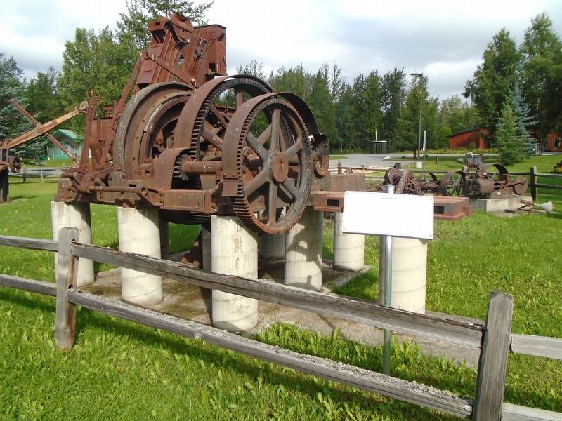 Large Hoist and Marker. Click for full size. Large Hoist and Marker image. Click for full size.