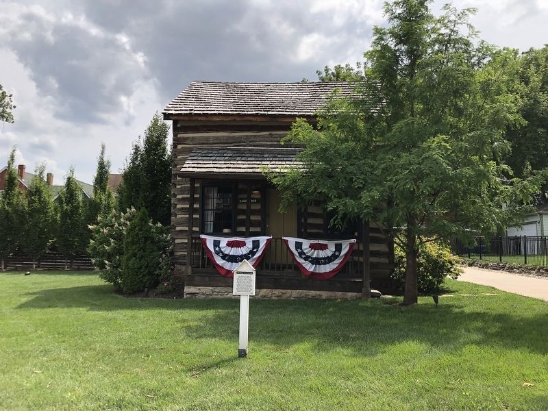 305 Morgan Street - Log Cabin Marker image. Click for full size.