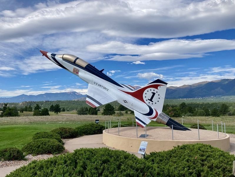 Northrop T-38A and Markers image. Click for full size.