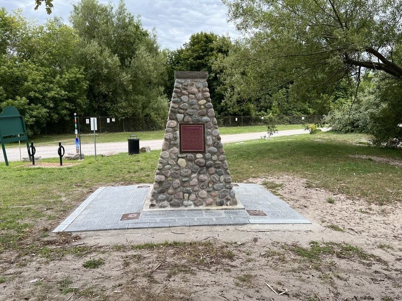 Feeder Canal and Lock Marker. Click for full size. Feeder Canal and Lock Marker image. Click for full size.