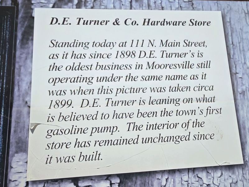 D.T. Turner & Co. Hardware Store Marker image. Click for full size.
