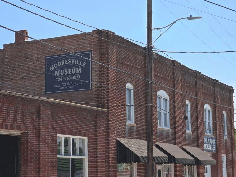 The Mooresville Museum sign image. Click for full size.