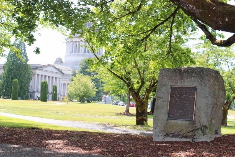 Monument with its Original Bronze Plaque. Click for full size. Monument with its Original Bronze Plaque image. Click for full size.