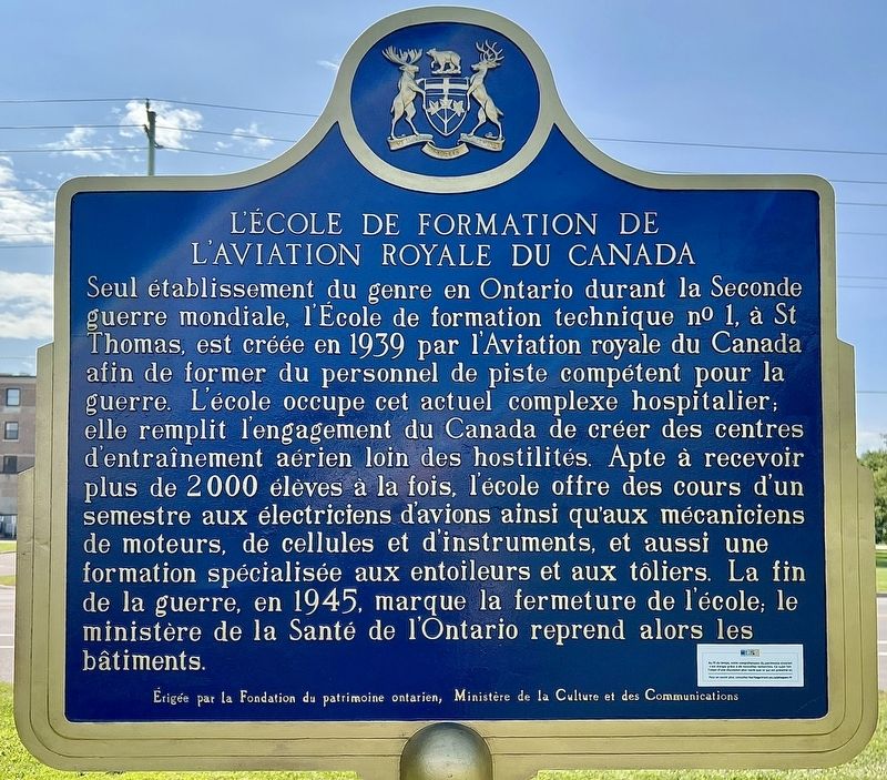 RCAF Technical Training School / L’École de Formation de L’Aviation Royale du Canada Marker. Click for full size. RCAF Technical Training School / L’École de Formation de L’Aviation Royale du Canada Marker image. Click for full size.