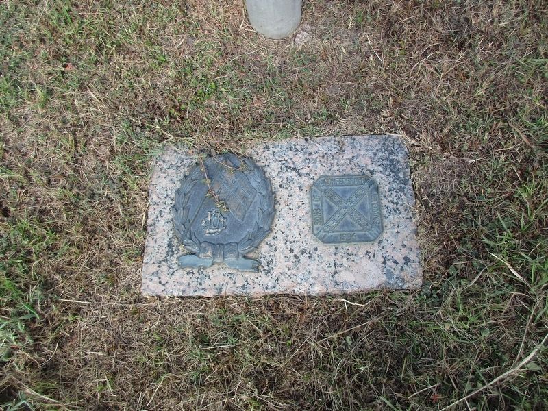 Medallion at base of Confederate Service of Alabama and Coushatta Indians Marker. Click for full size. Medallion at base of Confederate Service of Alabama and Coushatta Indians Marker image. Click for full size.