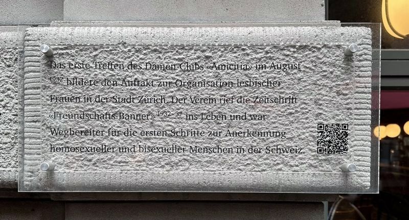 Schwule, Lesben und trans Menschen / Gays, Lesbians, and Transgender Persons Marker - middle panel image. Click for full size.