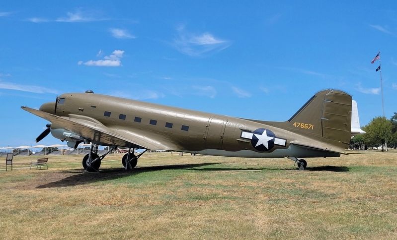 C-47D "Skytrain" image. Click for full size.