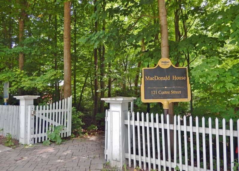MacDonald House Marker image. Click for full size.