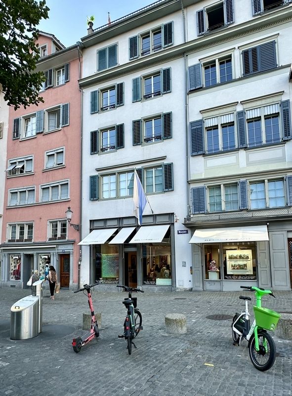 Das Hotel « zum Schwert » / The “Sword Hotel” Marker - wide view. Click for full size. Das Hotel « zum Schwert » / The “Sword Hotel” Marker - wide view image. Click for full size.