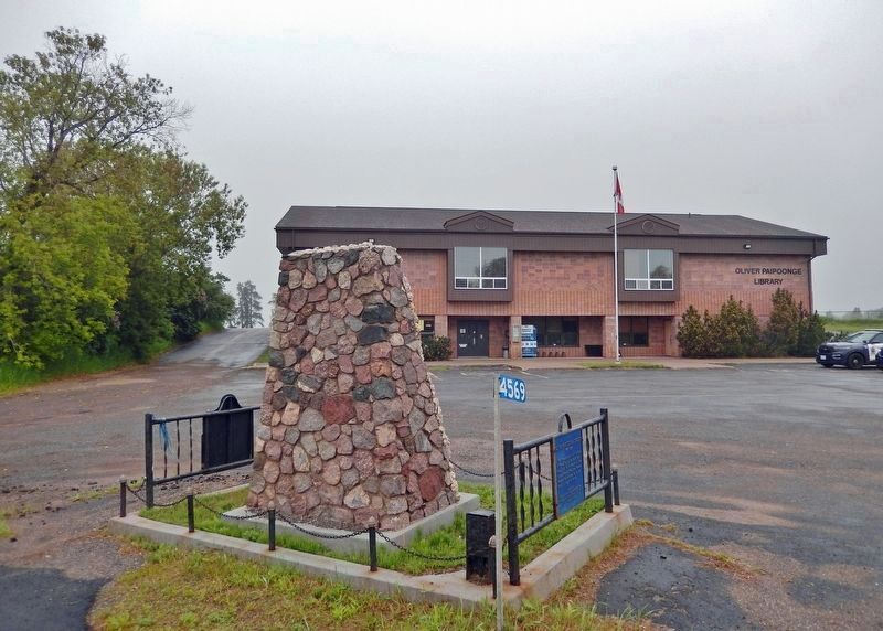 Oliver Paipoonge Municipal Centre<br>(<i>formerly the Oliver Township Community Centre</i>) image. Click for full size.
