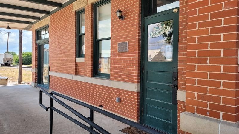 Front entrance to the depot image. Click for full size.