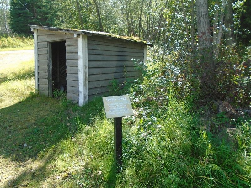 Spring House and Marker image. Click for full size.