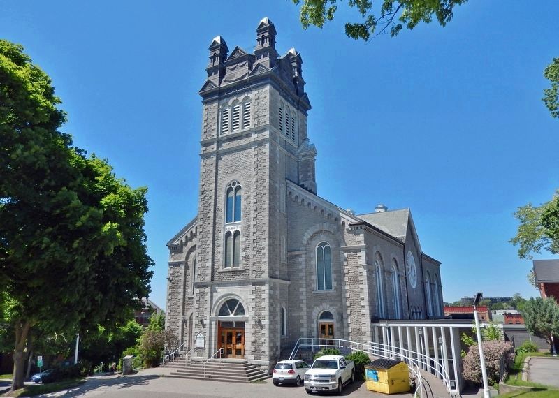 Bridge Street United Church (<i>northeast elevation</i>). Click for full size. Bridge Street United Church (<i>northeast elevation</i>) image. Click for full size.