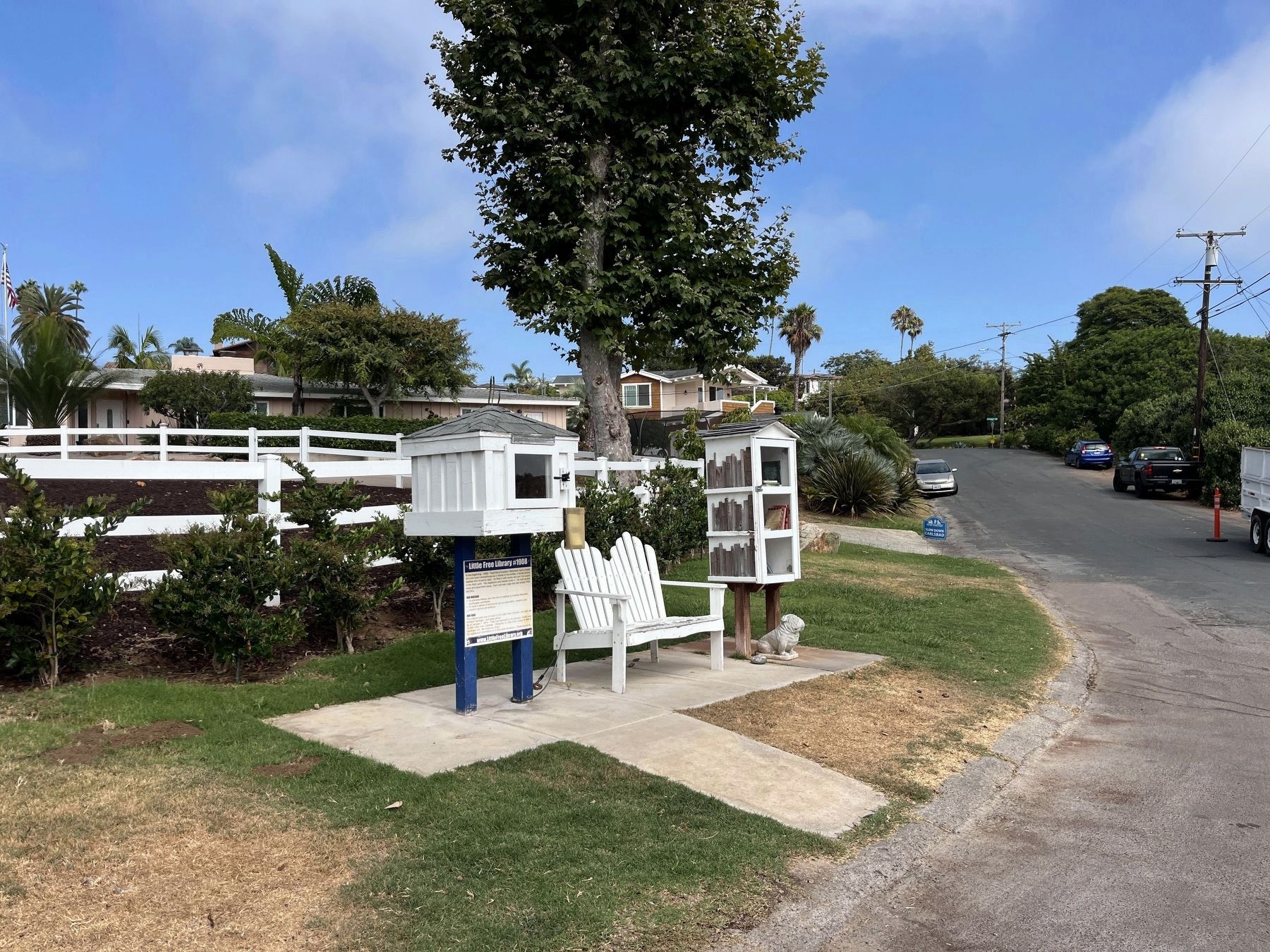 Little Free Library and Marker image. Click for full size.