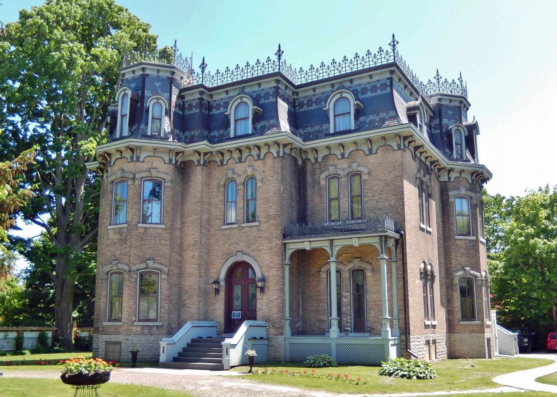 Glanmore Phillips-Faulkner House (<i>northwest elevation</i>) image. Click for full size.