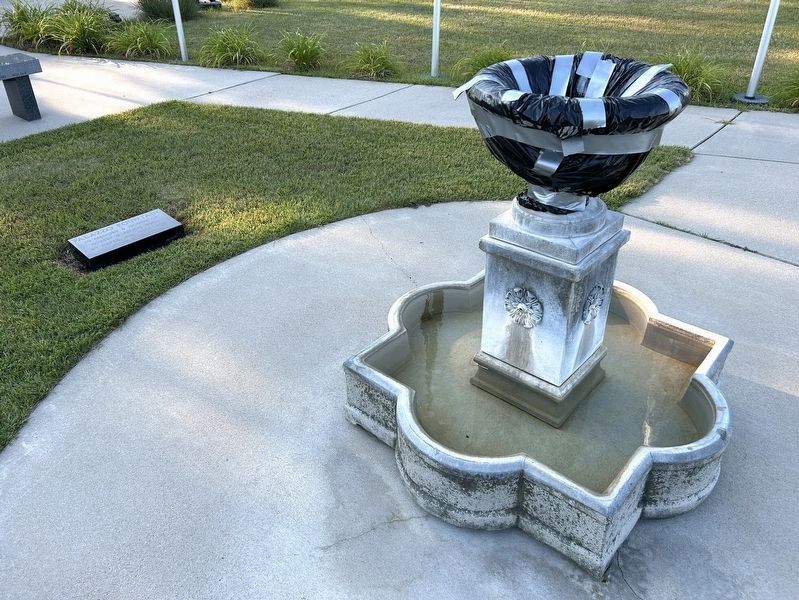 Palazzo Fountain image. Click for full size.