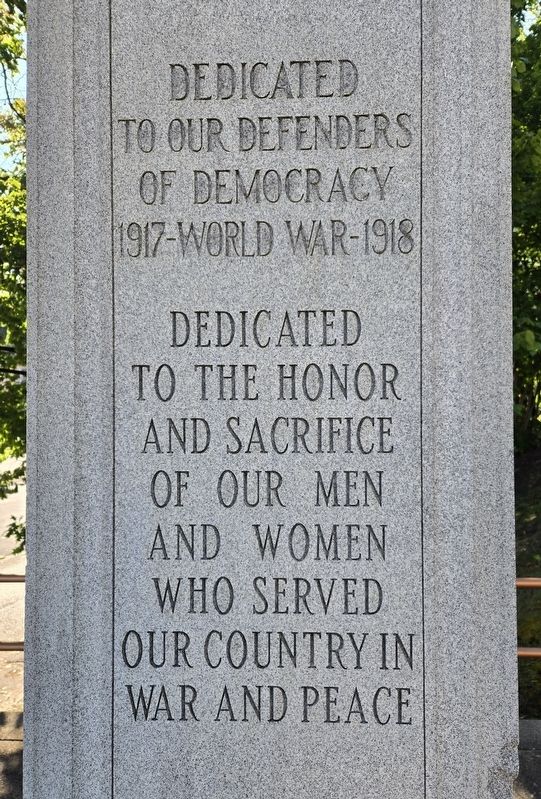 Carnegie Great War Monument image. Click for full size.
