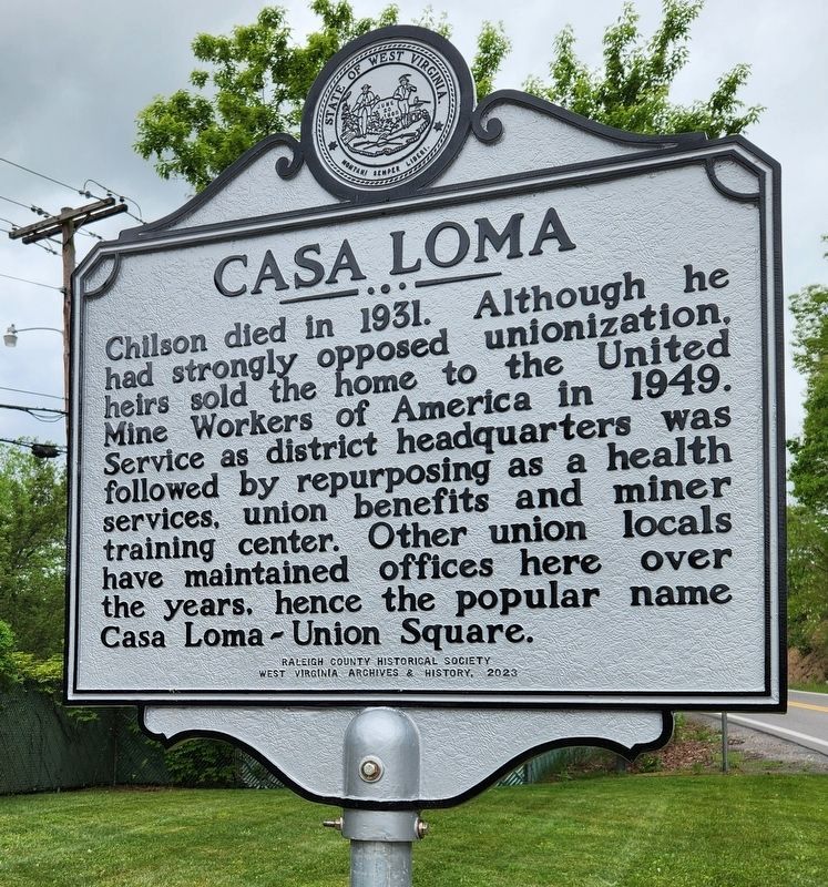 Casa Loma Marker (reverse). Click for full size. Casa Loma Marker (reverse) image. Click for full size.
