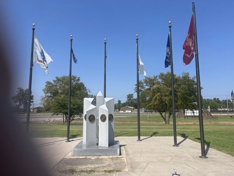 To The Men and Women Of The Past Present and Future Marker. Click for full size. To The Men and Women Of The Past Present and Future Marker image. Click for full size.