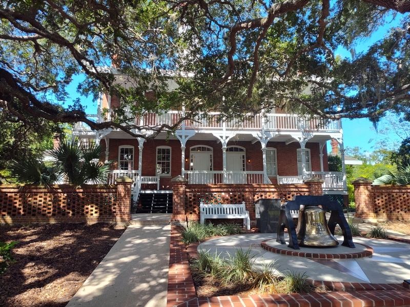 Keeper's House image. Click for full size.